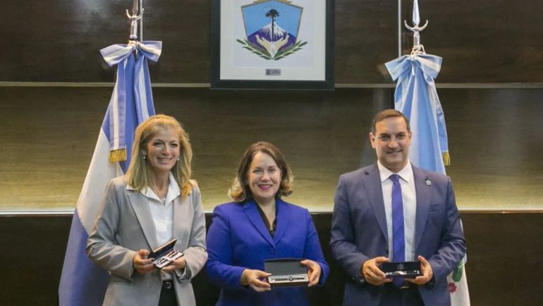 Neuquén recibió equipamiento e instalaciones para emergencias donados por Estados Unidos