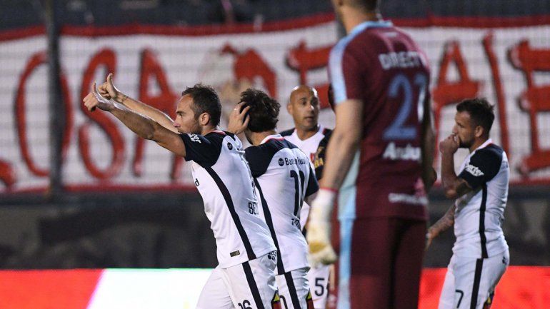Belluschi fue la figura con dos goles. El segundo