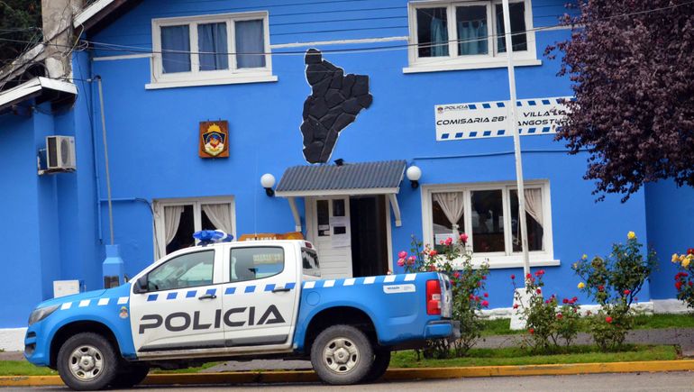 Le robaron hasta los documentos a un turista en La Angostura