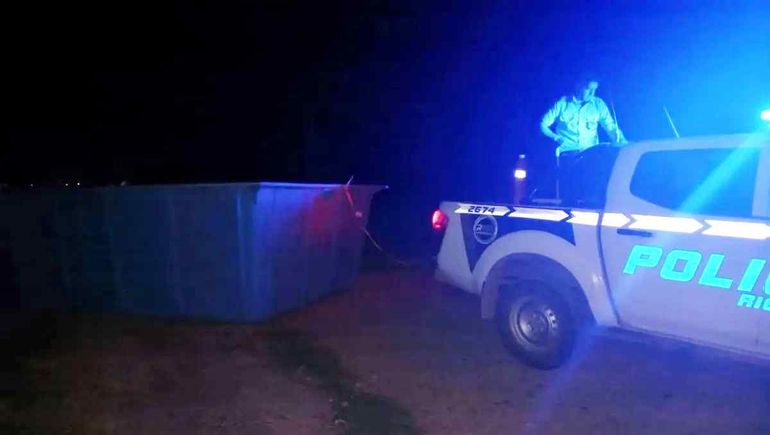 Insólito: ladrones abandonaron la pileta que robaron porque era muy pesada