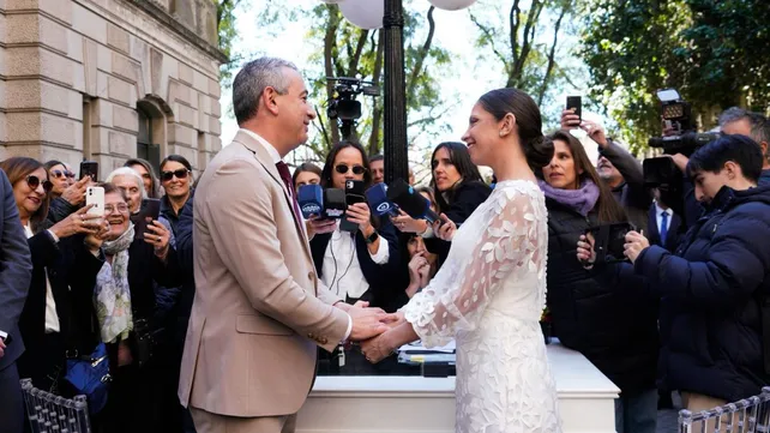 La propuesta invita a las parejas a casarse en distintos rincones de Rosario. La propuesta invita a las parejas a casarse en distintos rincones de Rosario.