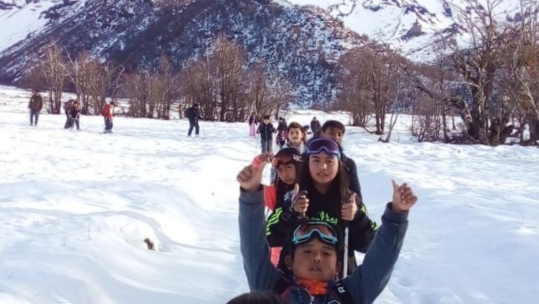 Para practicar las actividades cada persona debe llevar sus elementos. Para practicar las actividades cada persona debe llevar sus elementos.