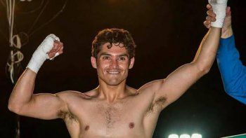 El Rayo Godoy mañana se subirá a la balanza con Castillo. El Rayo Godoy mañana se subirá a la balanza con Castillo.