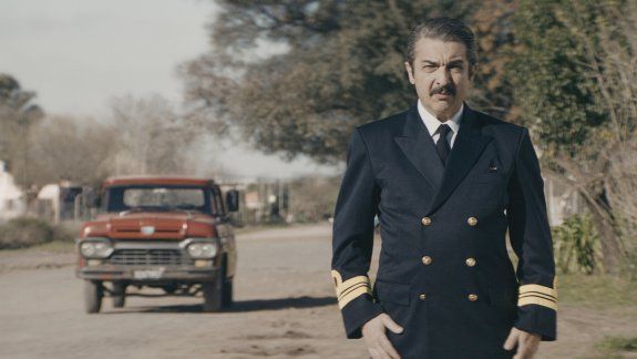 La película es la primera producción en donde aparecen imágenes explícitas de cómo eran los vuelos de la muerte, como se los denomina en el imaginario colectivo de los argentinos.