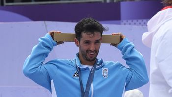 José Torres Gil con la medalla y el trofeo por haber ganado en su disciplina. Fotos: Sergio Dovio José Torres Gil con la medalla y el trofeo por haber ganado en su disciplina. Fotos: Sergio Dovio