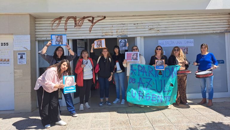 Las amigas de Azul Semeñenko realizarán intervenciones todos los días hasta que aparezca