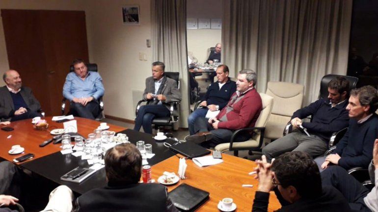 Súper TC2000: cargan lastre para que sea más competitiva