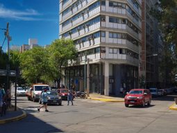 Una mujer compró un auto en cuotas y se las aumentaron tanto que tendrán que indemnizarla. Una mujer compró un auto en cuotas y se las aumentaron tanto que tendrán que indemnizarla.