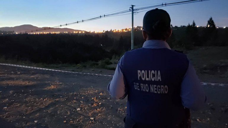 Hicieron una fiesta clandestina multitudinaria en un campo