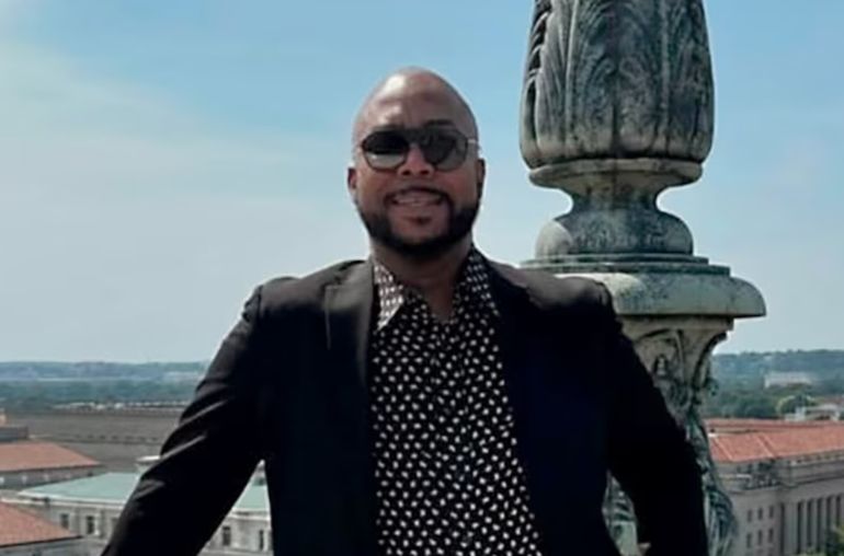 Samuel Brown, el hombre golpeado por el policía, tenía 57 años, cuatro hijas y dos hijos. Samuel Brown, el hombre golpeado por el policía, tenía 57 años, cuatro hijas y dos hijos.