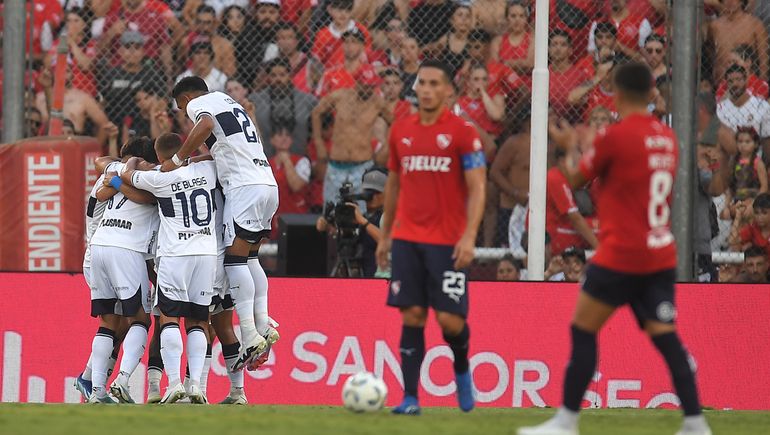 Independiente cayó ante Gimnasia.