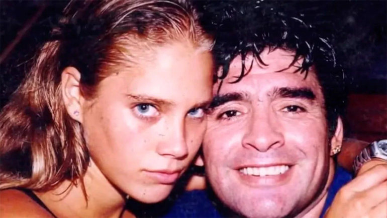 Mavys aseguró que Maradona la indujo en el mundo de las drogas.