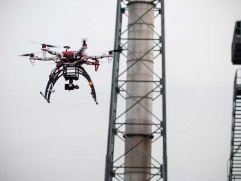 El monitoreo con sensores, drones y sistemas satelitales permitió reducir en más de 40% las fallas en ductos y optimizar la seguridad operativa en Vaca Muerta.