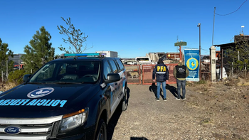 la policia federal da un golpe a los desarmaderos en zapala la policia federal da un golpe a los desarmaderos en zapala