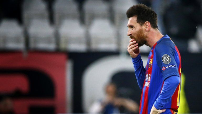 Messi será titular ante Real Sociedad desde las 15:45.