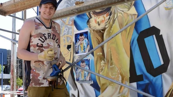 la historia del artista que le rinde tributo a messi con murales en neuquen la historia del artista que le rinde tributo a messi con murales en neuquen