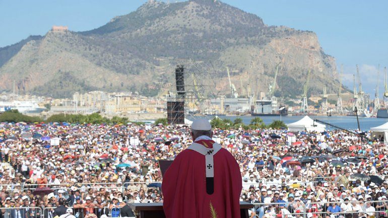 El Papa dijo en Sicilia que quien vive como mafioso no es cristiano