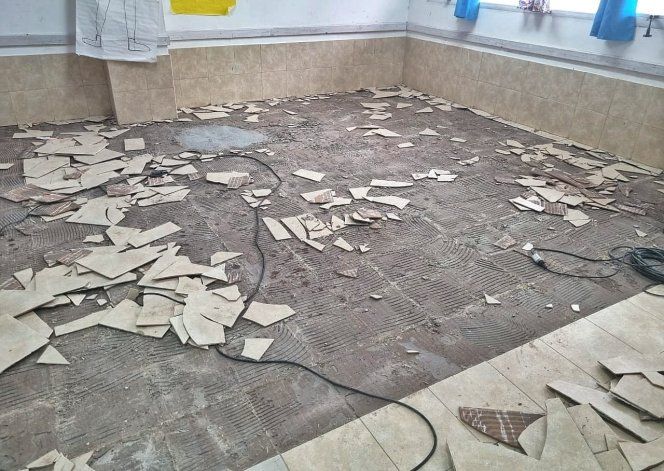 El Consejo Provincial de Educación comenzó los arreglos en la escuela 362. El Consejo Provincial de Educación comenzó los arreglos en la escuela 362.