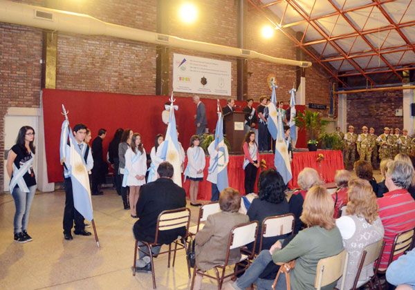 Emoción y reencuentros en los 70 años de la EPET 14