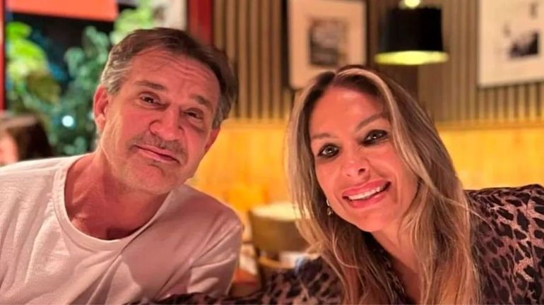 Aníbal Lotocki junto a su mujer