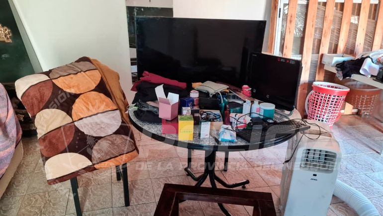 Atraparon a una ladrona que desvalijaba casas en Plaza Huincul