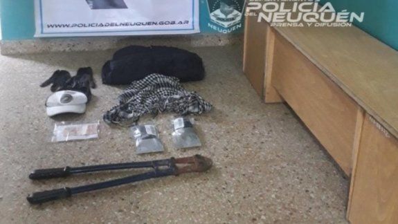 Dos detenidos tras allanamientos por robos con inhibidores