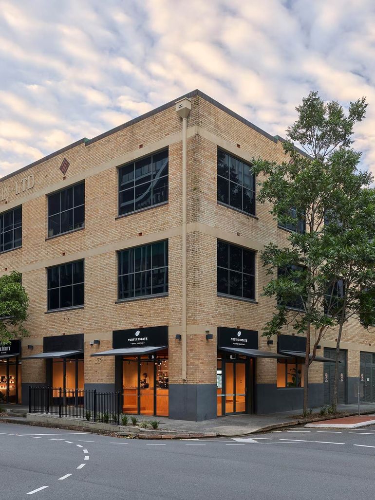 Toby's Estate Coffee Roasters, en Sídney, fue elegida la mejor cafetería del mundo en la primera edición del ranking. Toby's Estate Coffee Roasters, en Sídney, fue elegida la mejor cafetería del mundo en la primera edición del ranking.