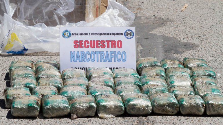 Querían entrar por Centenario con hojas de coca