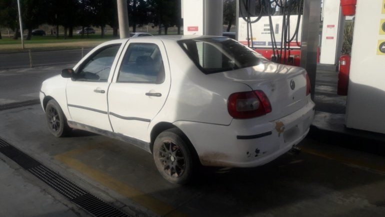 Cargó nafta, quiso asaltar al playero y lo atraparon