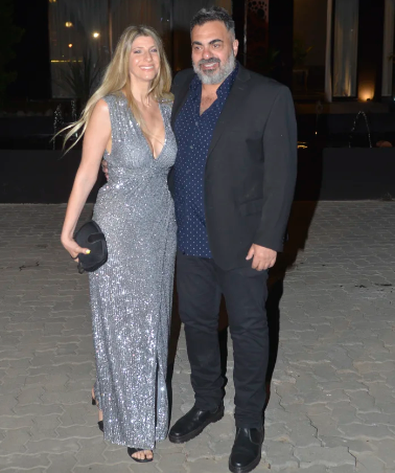 Roberto Moldavsky llegó junto a su novia, Micaela.