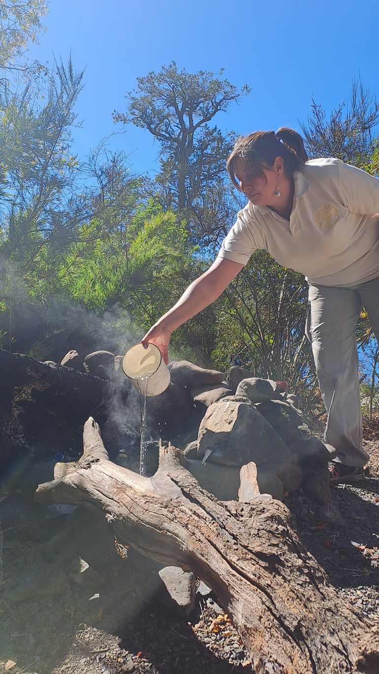 Está prohibido hacer fuego en el Parque Nacional Lanín. Está prohibido hacer fuego en el Parque Nacional Lanín.