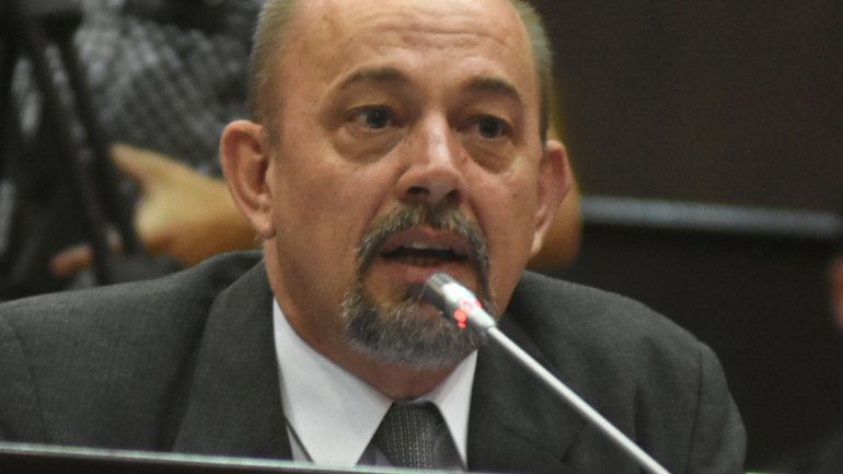 Pilatti dijo que la Provincia destinó casi $3 mil millones a sueldos estatales.