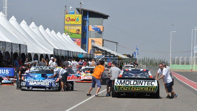 Así se vivió un viernes con rugir de motores en Centenario