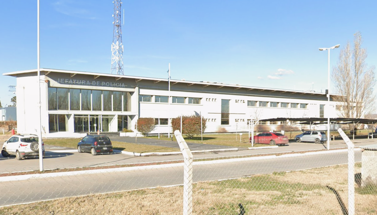 El edificio de Jefatura de Policía de calle Lanin y Saavedra donde se produjo el hallazgo.