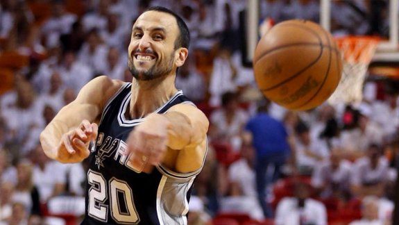 manu se lucio y metio dos grandes asistencias