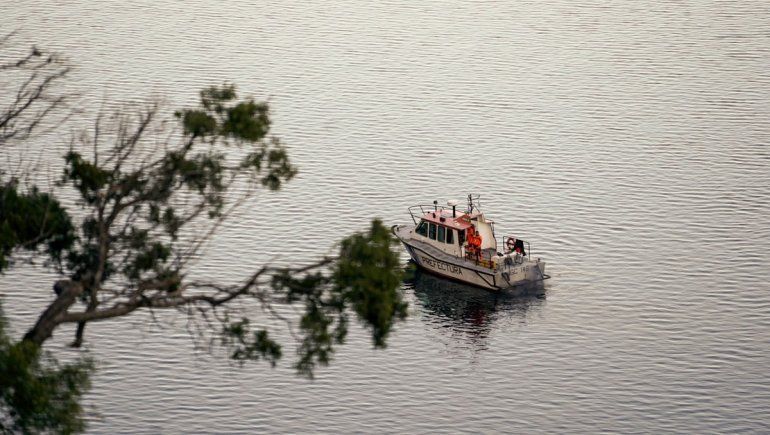 El siniestro fatal sucedió en la Ruta de los Siete Lagos y el auto cayó al lago Lácar.