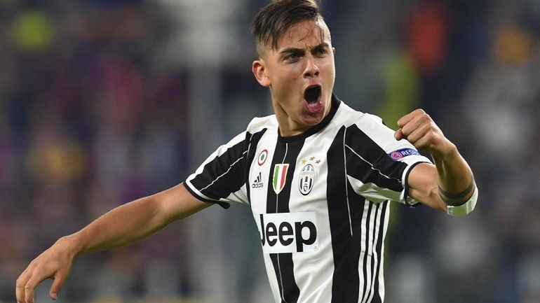 Con goles de Dybala y Chiellini, Juventus le ganó 3 a 0 al Barça