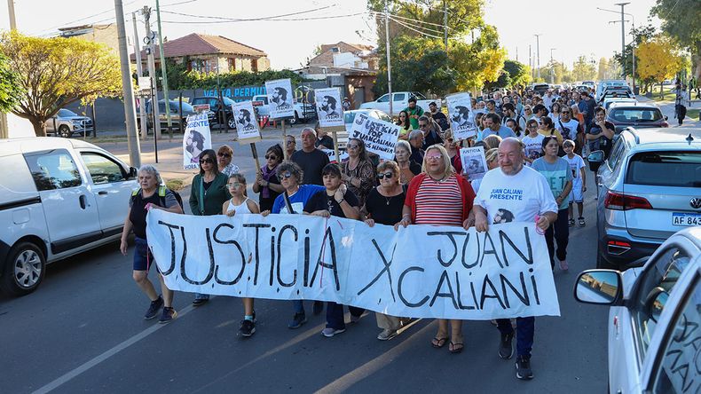 A más de dos años del crimen, quedarán presos los jóvenes que asesinaron a Juan Caliani | LM Neuquen A más de dos años del crimen, quedarán presos los jóvenes que asesinaron a Juan Caliani