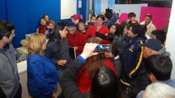 Vecinos del Barrio Obrero protestaron en el Municipio
