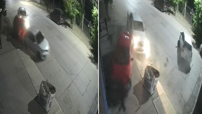 Así captaron las cámaras de seguridad el choque del a camioneta contra los autos estacionados esta madrugada.