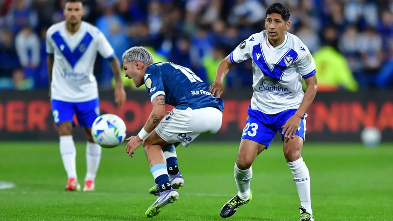 Racing se impuso en el José Amalfitani.