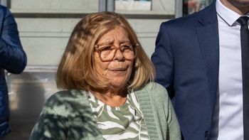 Una de las hermanas de Diego fue la primera en declarar en esta nueva audiencia. Una de las hermanas de Diego fue la primera en declarar en esta nueva audiencia.