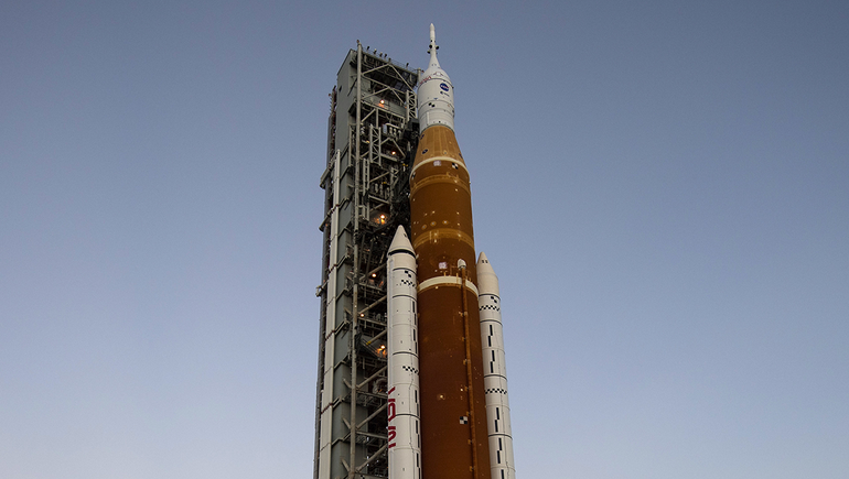 La nave Orion llevará nombres de personas de todo el mundo durante su viaje alrededor de la Luna. La nave Orion llevará nombres de personas de todo el mundo durante su viaje alrededor de la Luna.