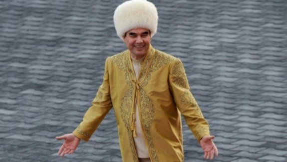Turkmenistán combate la pandemia prohibiendo la palabra coronavirus