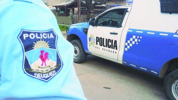Motochorros arrastraron a una nena para robarle el celular