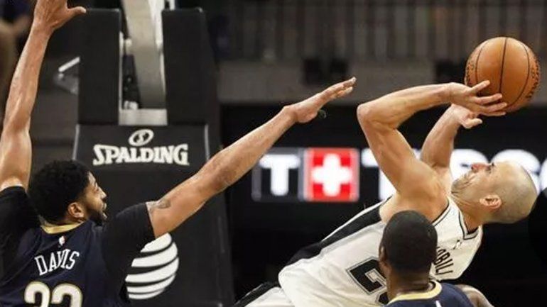 Con Manu en cancha, los Spurs ganaron y cortaron la racha negativa