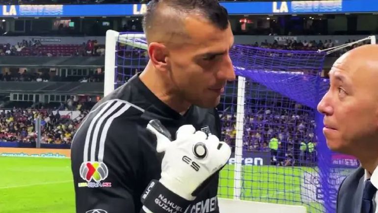 México: arquero argentino fue insultado con cantos homofóbicos desde una tribuna de mujeres