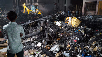 tragedia aerea en la india: familiares de los fallecidos recibieron cuerpos equivocados tragedia aerea en la india: familiares de los fallecidos recibieron cuerpos equivocados