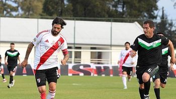 el senior de union vecinal jugo un partido historico contra las figuras de river