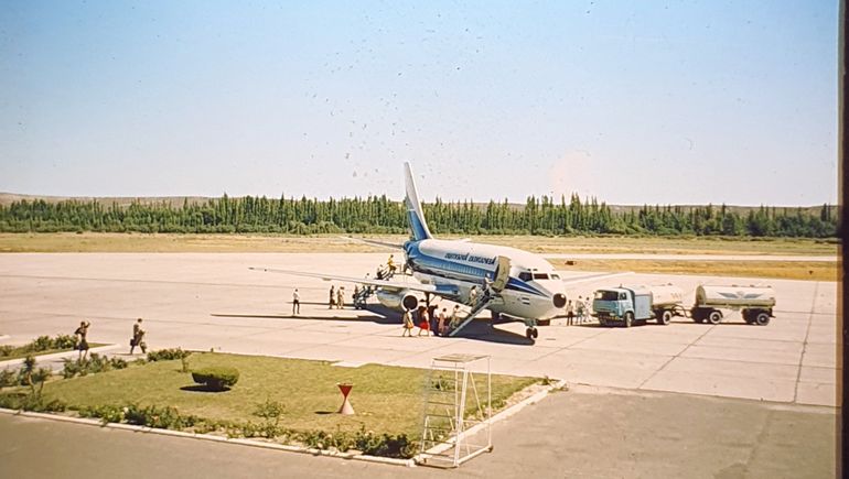 Ir al aeropuerto de Neuquén para ver cómo aterrizaban y despegaban aviones también era un buen programa. Ir al aeropuerto de Neuquén para ver cómo aterrizaban y despegaban aviones también era un buen programa.
